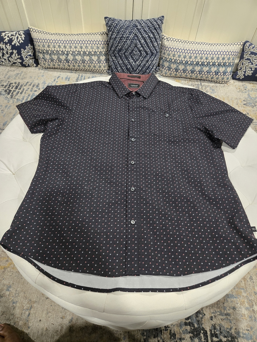 7 Diamonds Black Short-Sleeve Button-Down Shirt 4-Way Stretch